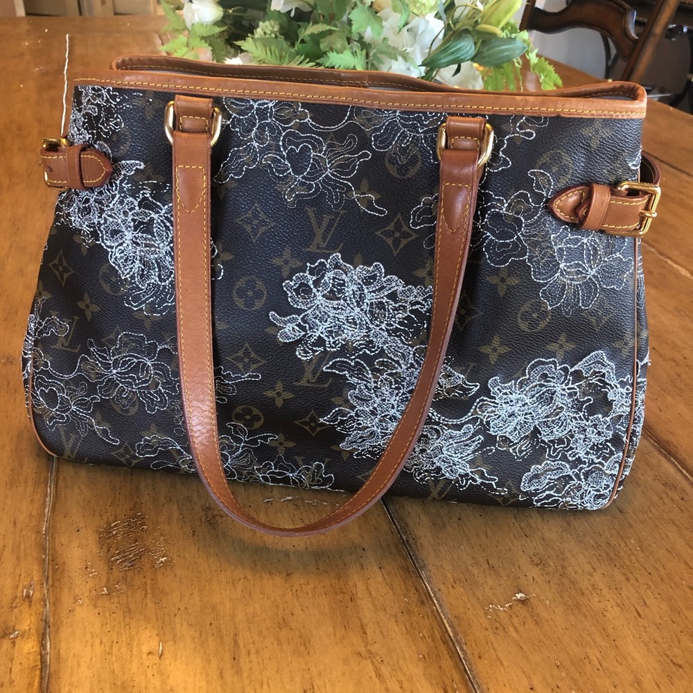 Louis Vuitton Monogram Canvas Dentelle Batignolles - Picture 2 of 4